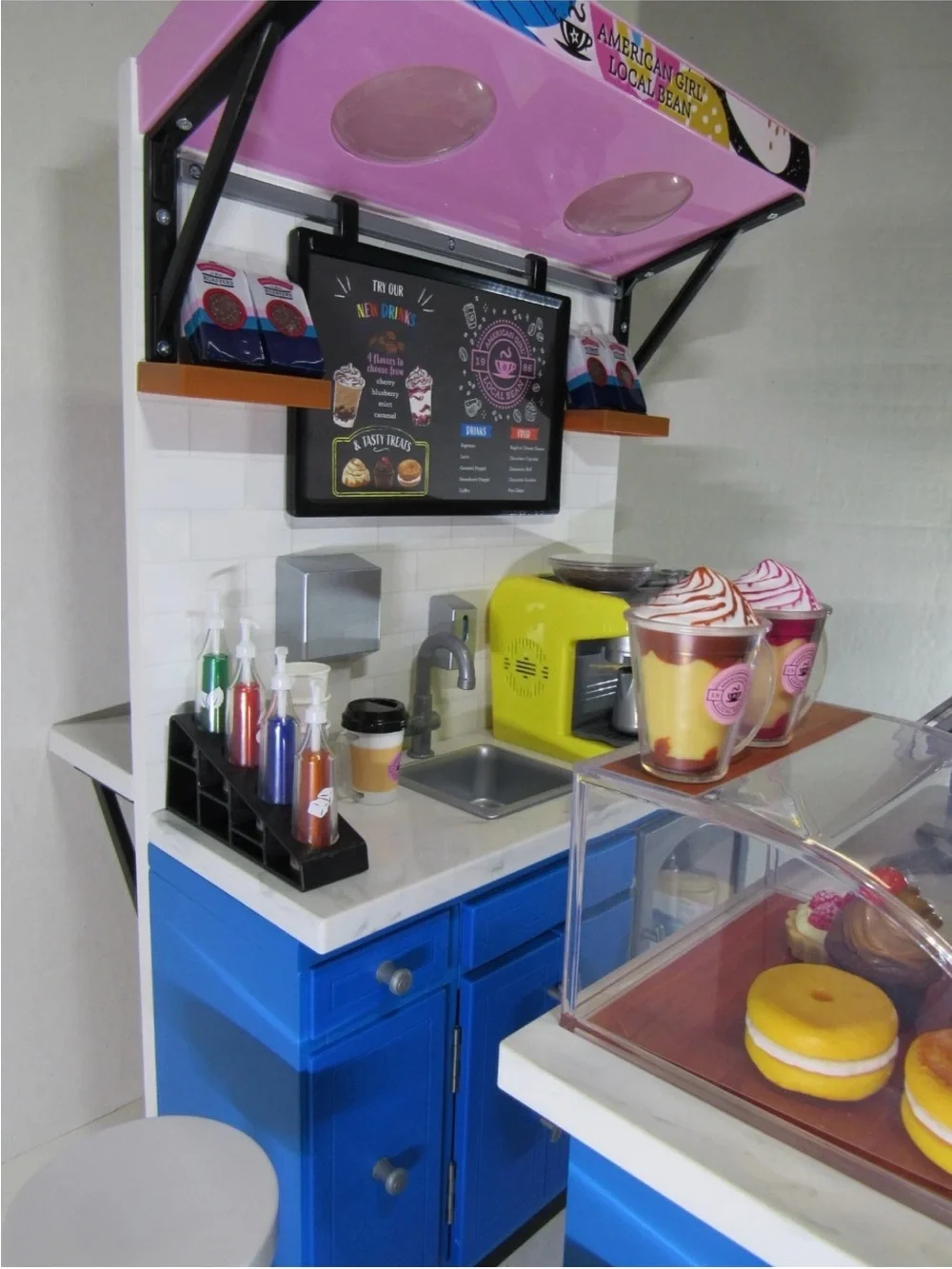 American Girl Local Bean Coffee Shop Play Counter with Yellow Espresso Machine
